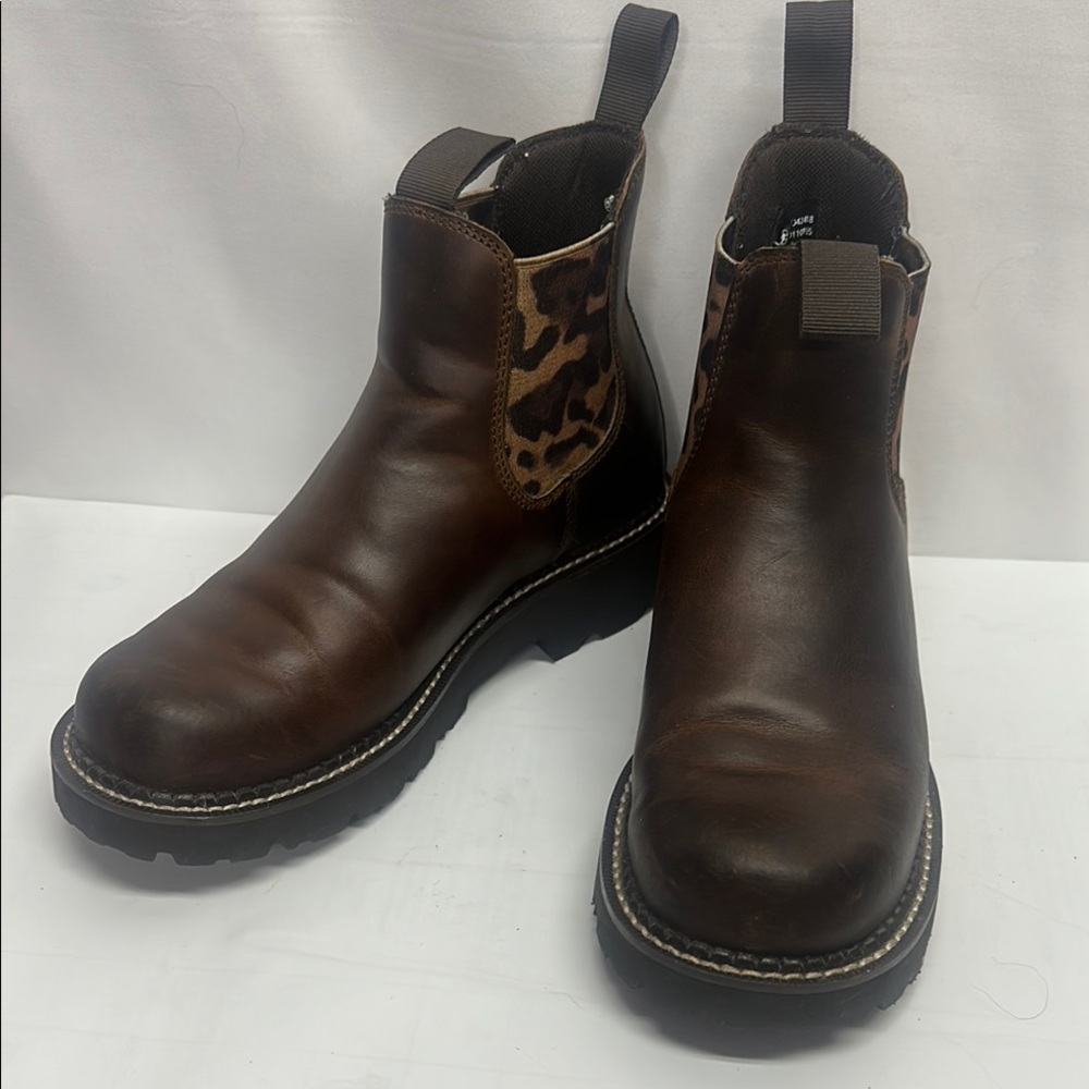 Ariat Brown with Leopard Print Chelsea Boots - Women’s Size 6.5B